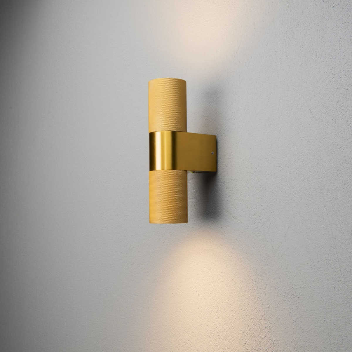 Konstsmide | Temi Wandleuchte auf/ab | gold