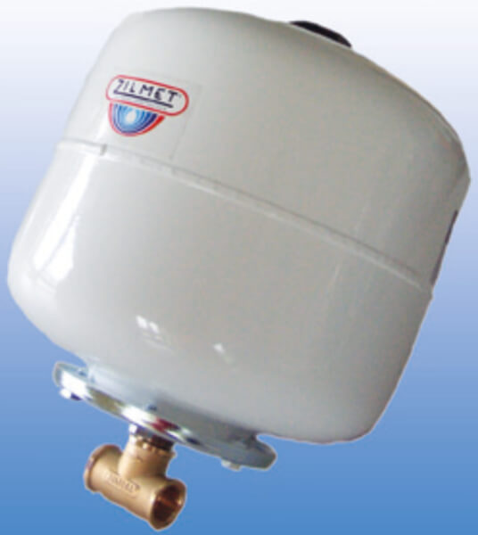 Trinkwasser Membran-Druckausdehnungsgefäße in weiß mit Anschluss unten und Zilmet Logo