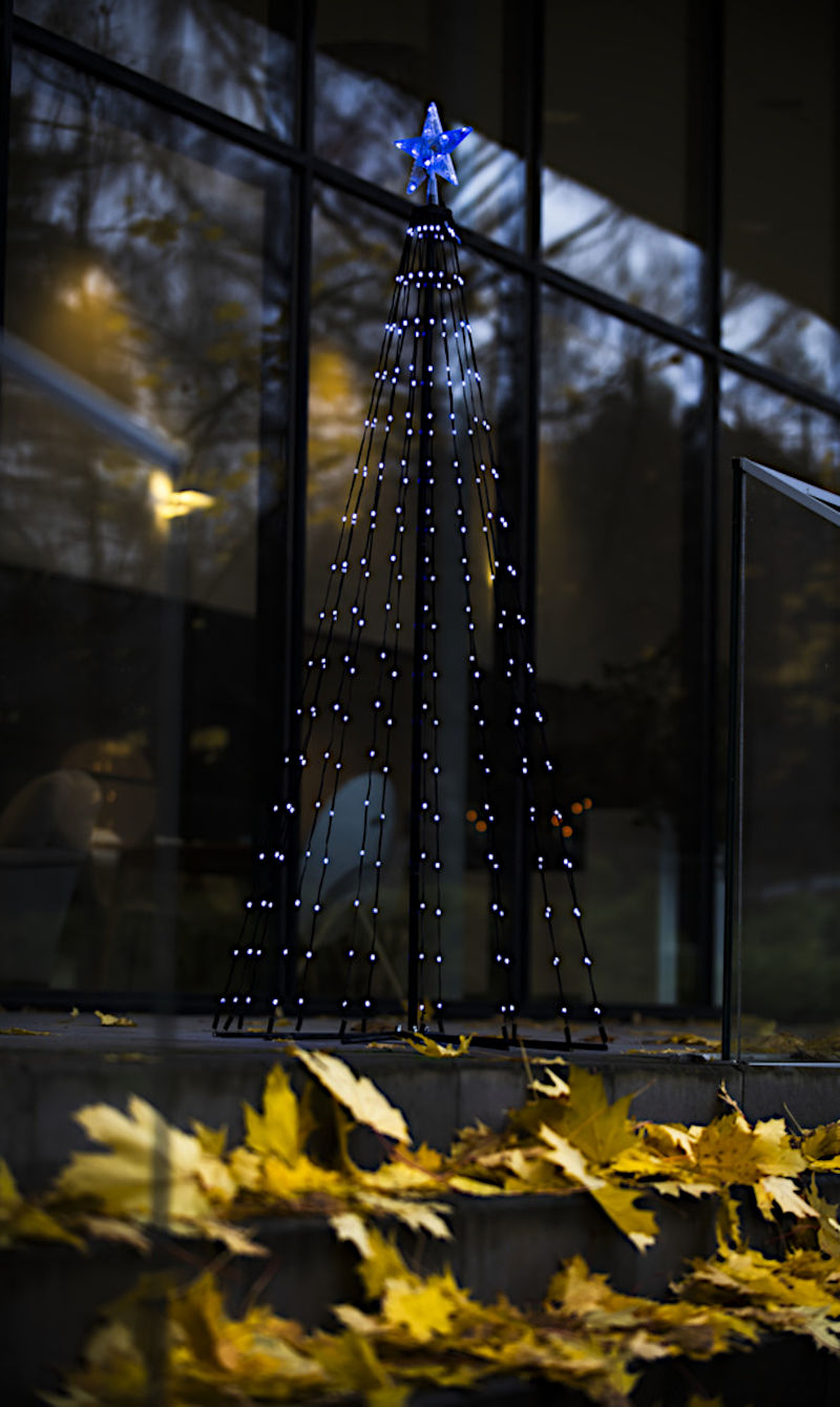 Produktverpackung der LED Szenerie "Weihnachtsdorf mit Kirche"