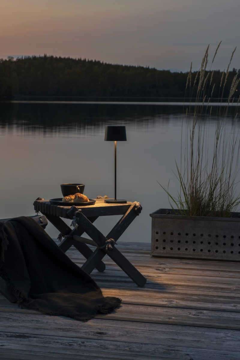 Konstsmide Capri USB-Tischleuchte schwarz | Home Perfect