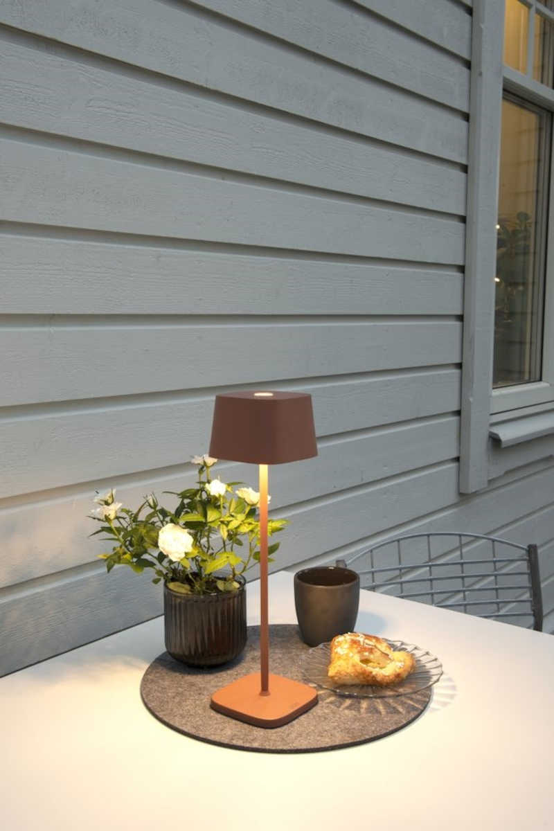 Konstsmide Capri USB-Tischleuchte terrakotta | Home Perfect