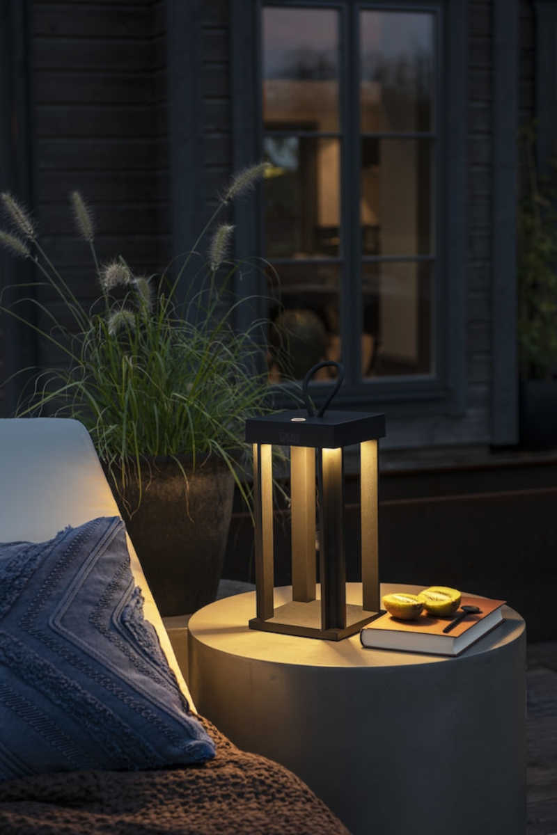Konstsmide Cannes USB-Lanterne 42cm schwarz | Home Perfect