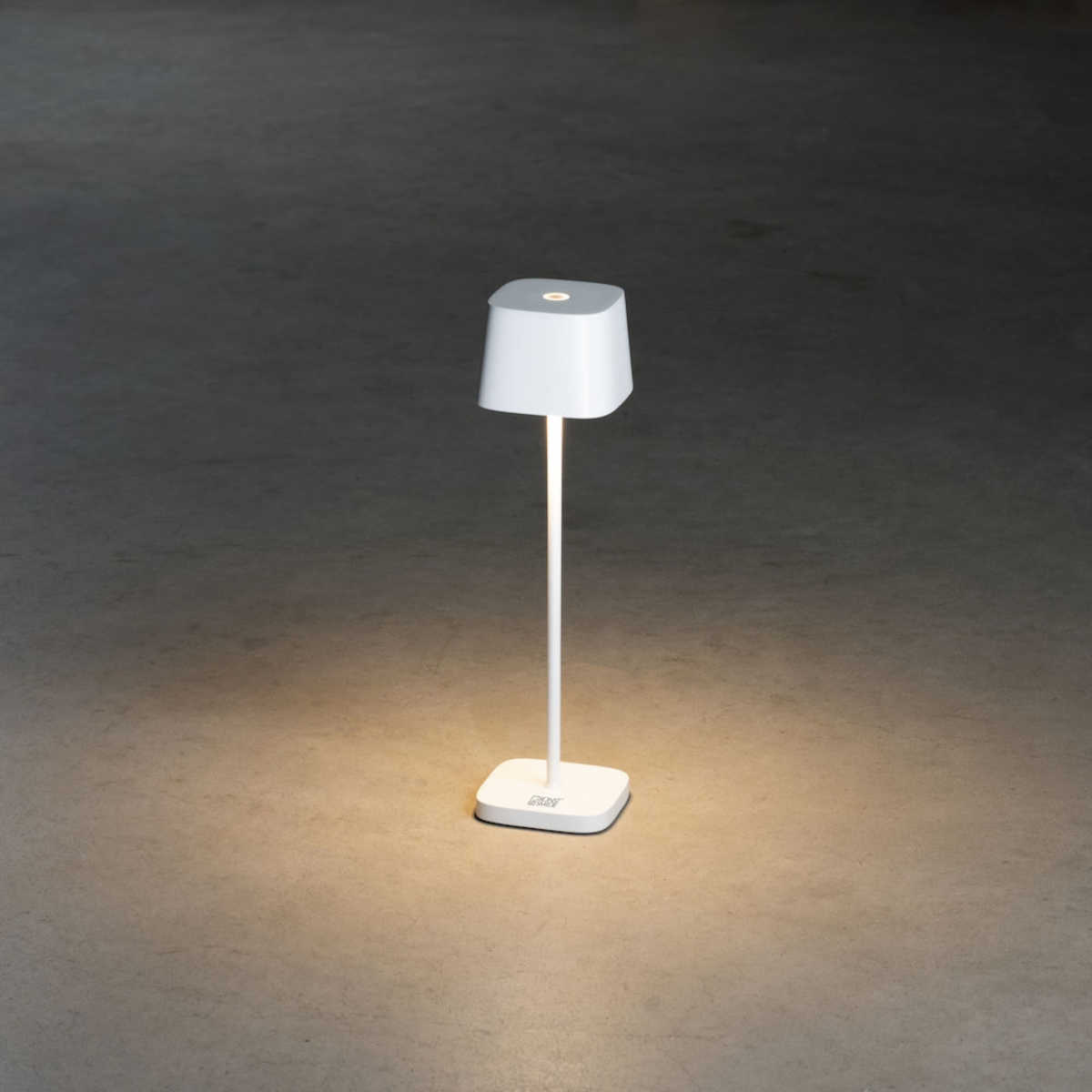 Konstsmide | Capri-Mini USB-Tischleuchte | weiss